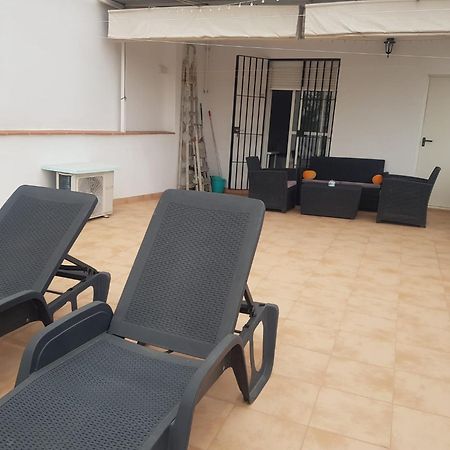 Habitacion En Coria Coria Del Rio Bagian luar foto